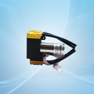 微型真空隔膜泵 YW07 高品质有保障适用在各种医疗，环保，化工，生物工程等仪器设备中。