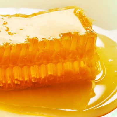 蜂蜜被誉为大自然中最**的营养品 具有保护** 增强抵抗力 杀菌 促进睡眠等作用
