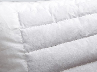 酒店专用枕芯 纯棉单面荞麦枕芯 宾馆颈椎枕头 单人全棉羽丝绒枕 酒店枕芯