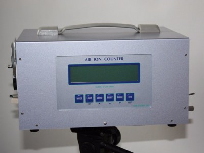 日本com3800型空气正负离子检测仪/COM-3800型大气正负离子监测仪/