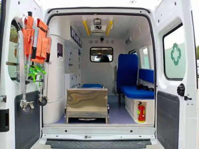 福特V348监护型救护车价格 救护车专业生产厂家